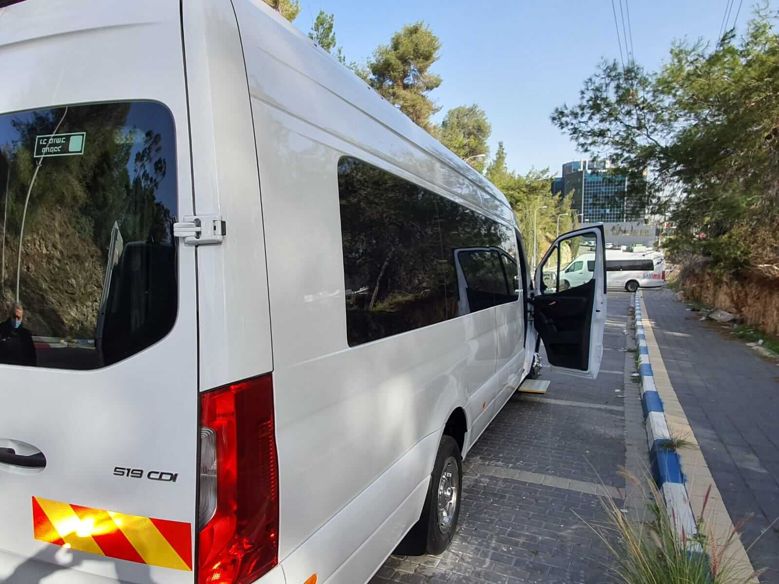 הסעות בחיפה, חברת הסעות מיניבוסים והסעות לעובדים בחיפה - סאן הסעות הובלות